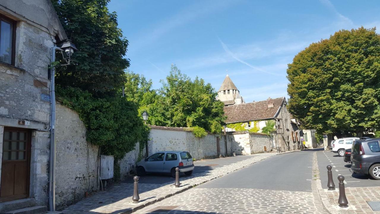 Appartement Au Coeur De La Cite Medievale Provins Exterior photo